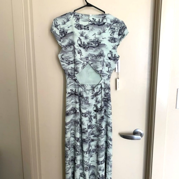 Babaton Hampton Dress - Picture 4 of 8